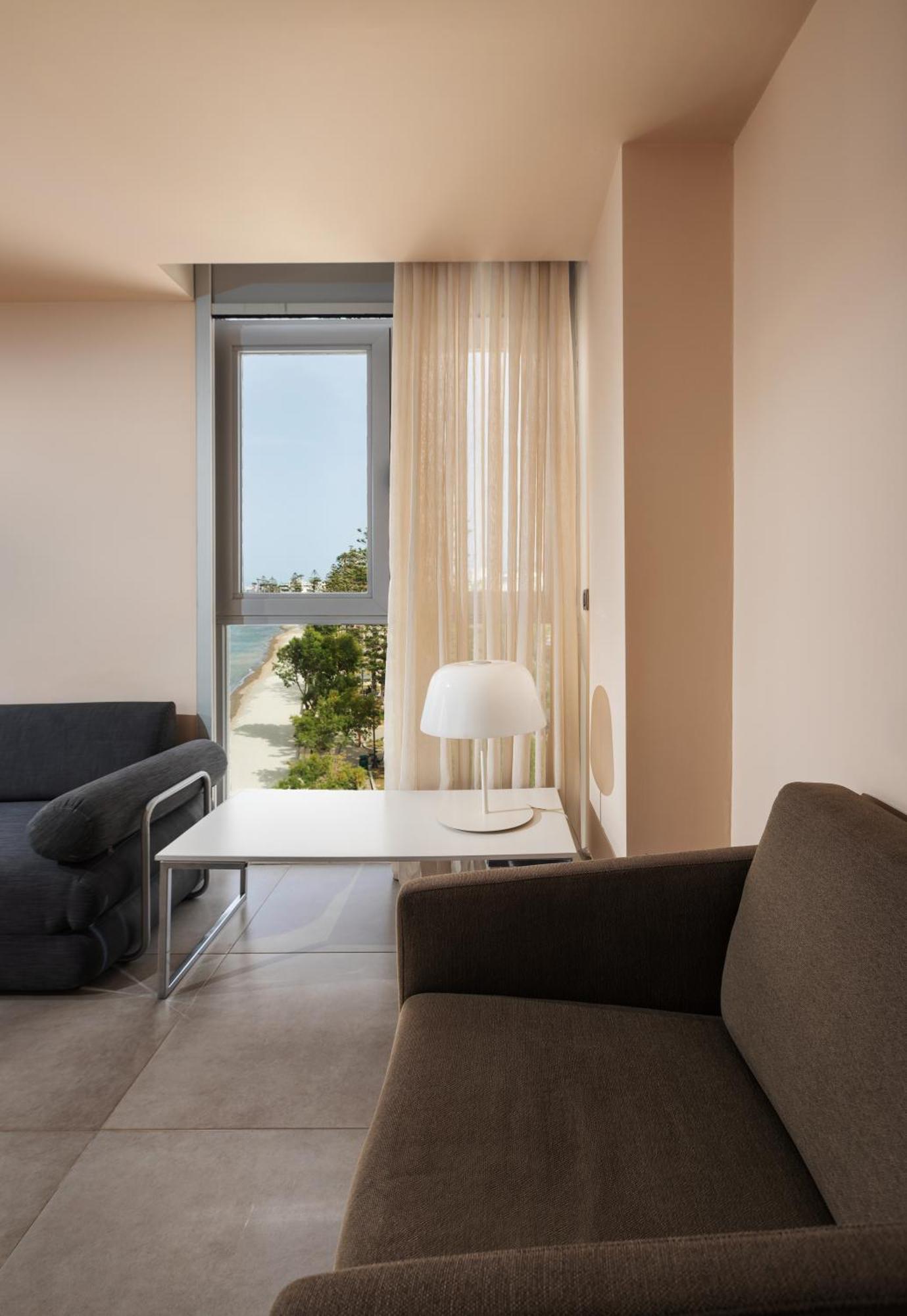 Hotel Aktis Art 4*