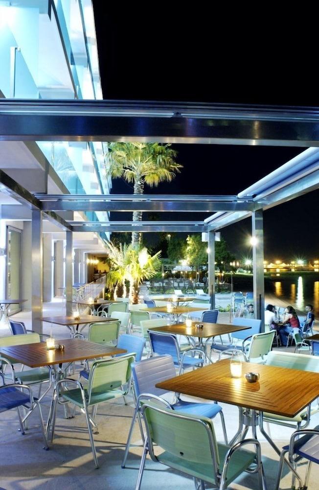 Hotel Aktis Art 4*